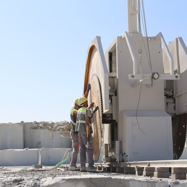 extração de granito em Alpalhão com fio diamantado — Filstone SPI