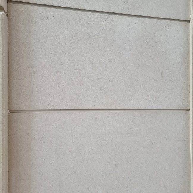 MF limestone honed - calcário grão médio fino - Kronos Sathorn Tower - tailândia